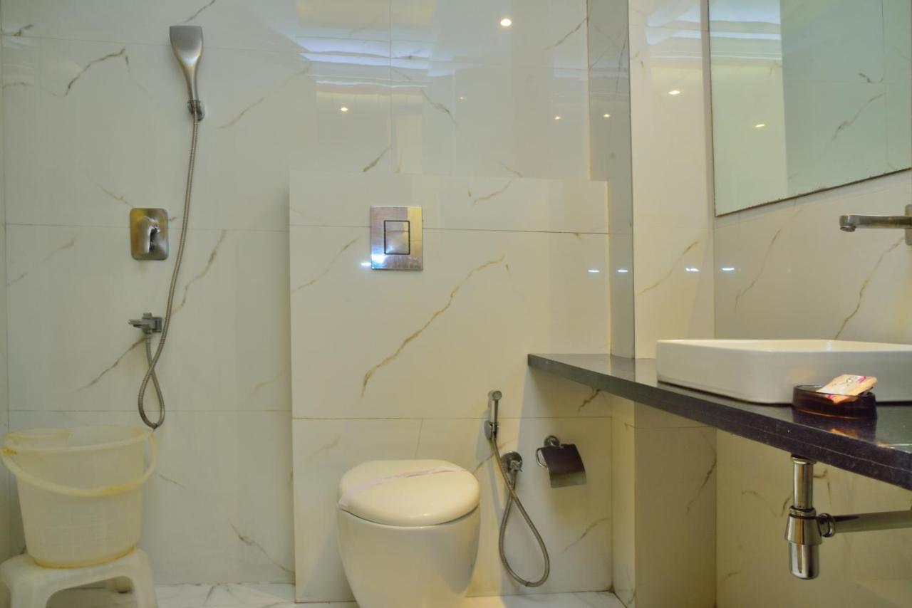 Aman Continental - 2mins From Railway Station And 5 Mins From Metro Hotel 3*