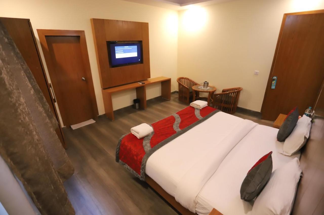 Aries 3* New Delhi