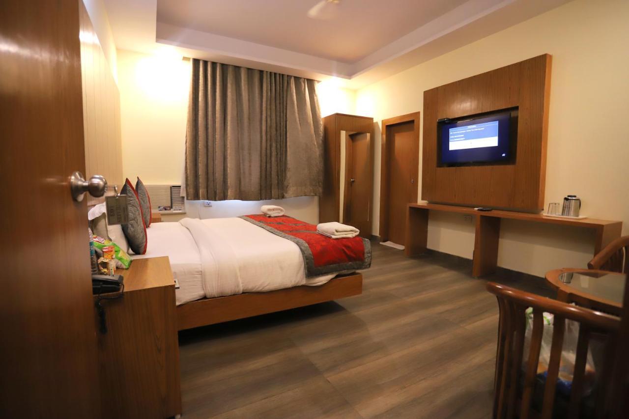 Aries 3* New Delhi