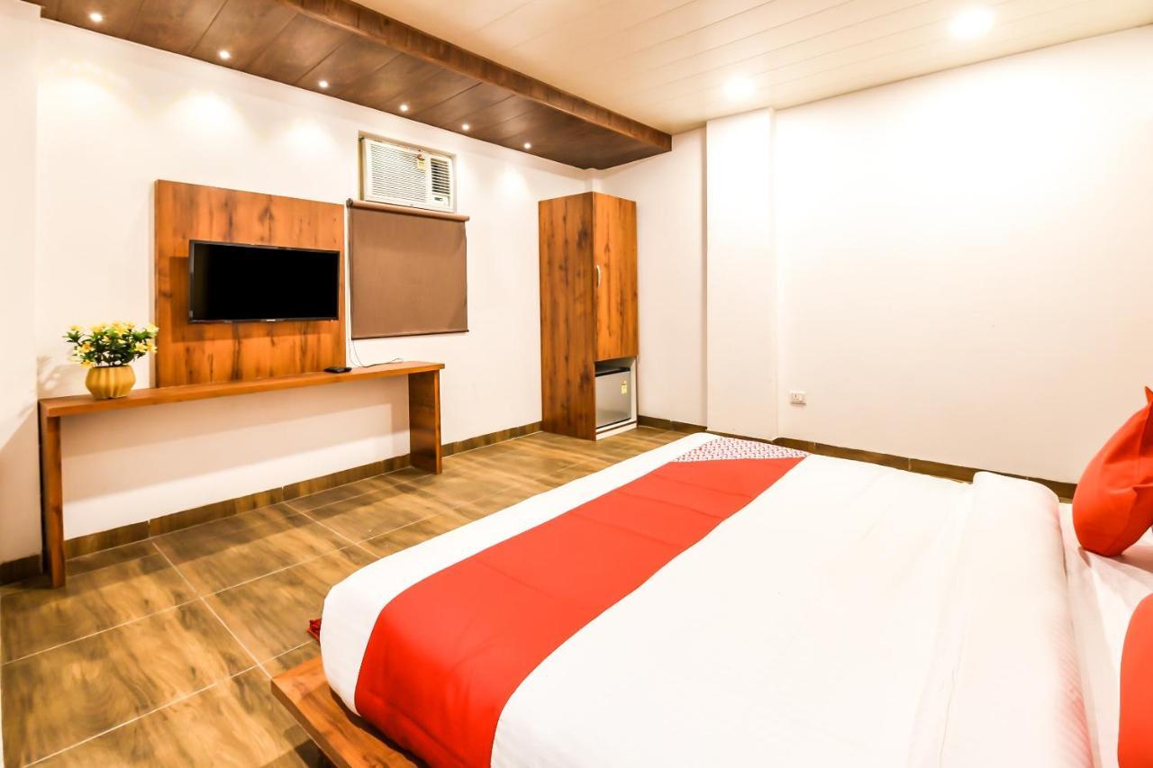 Hotel Capital O 19133 Oak Tree 3*