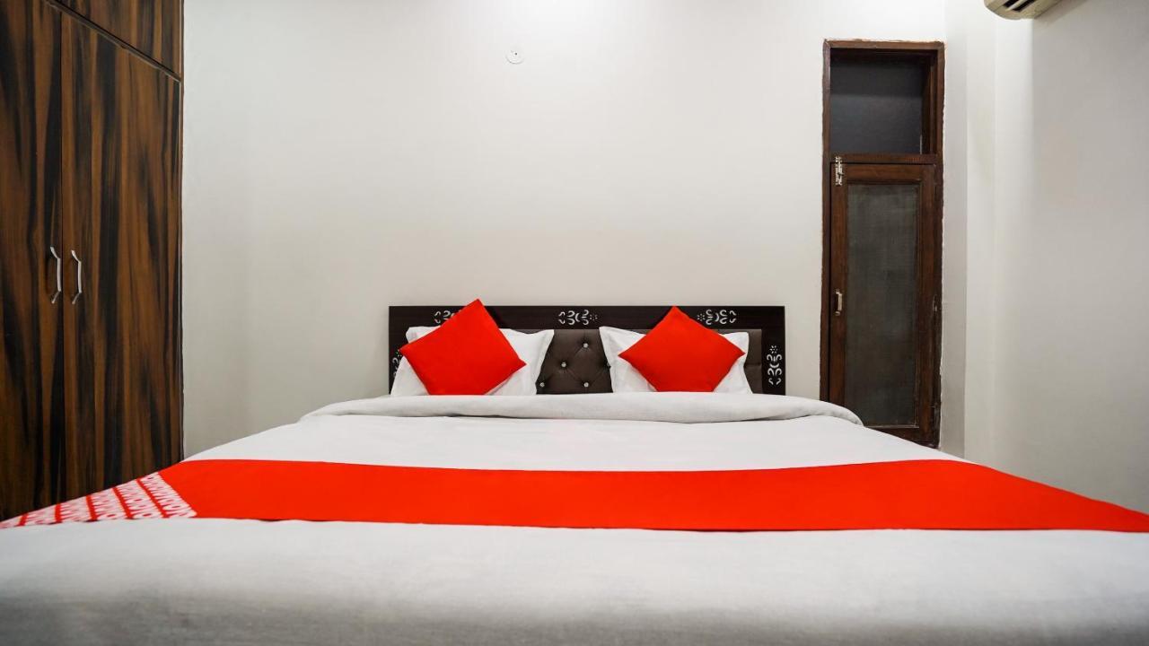 Hotel Oyo 67278 Metro New Delhi