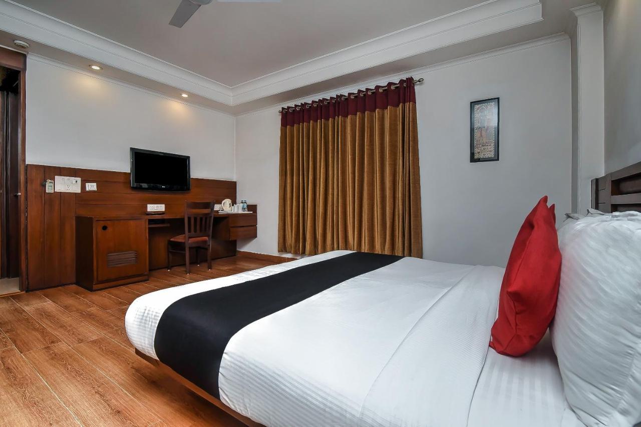 Capital O 16658 Anila Hotel New Delhi