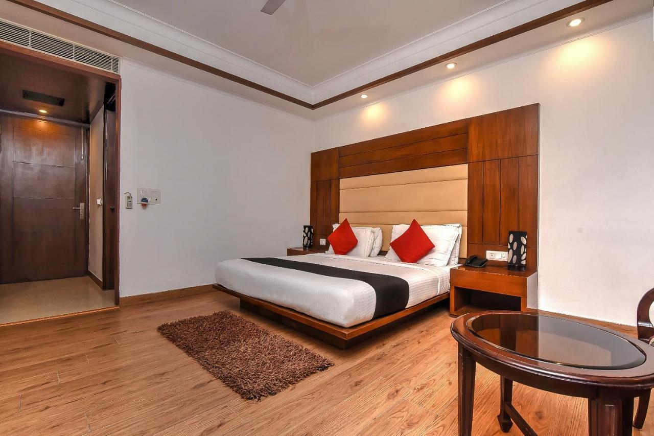 Capital O 16658 Anila Hotel New Delhi