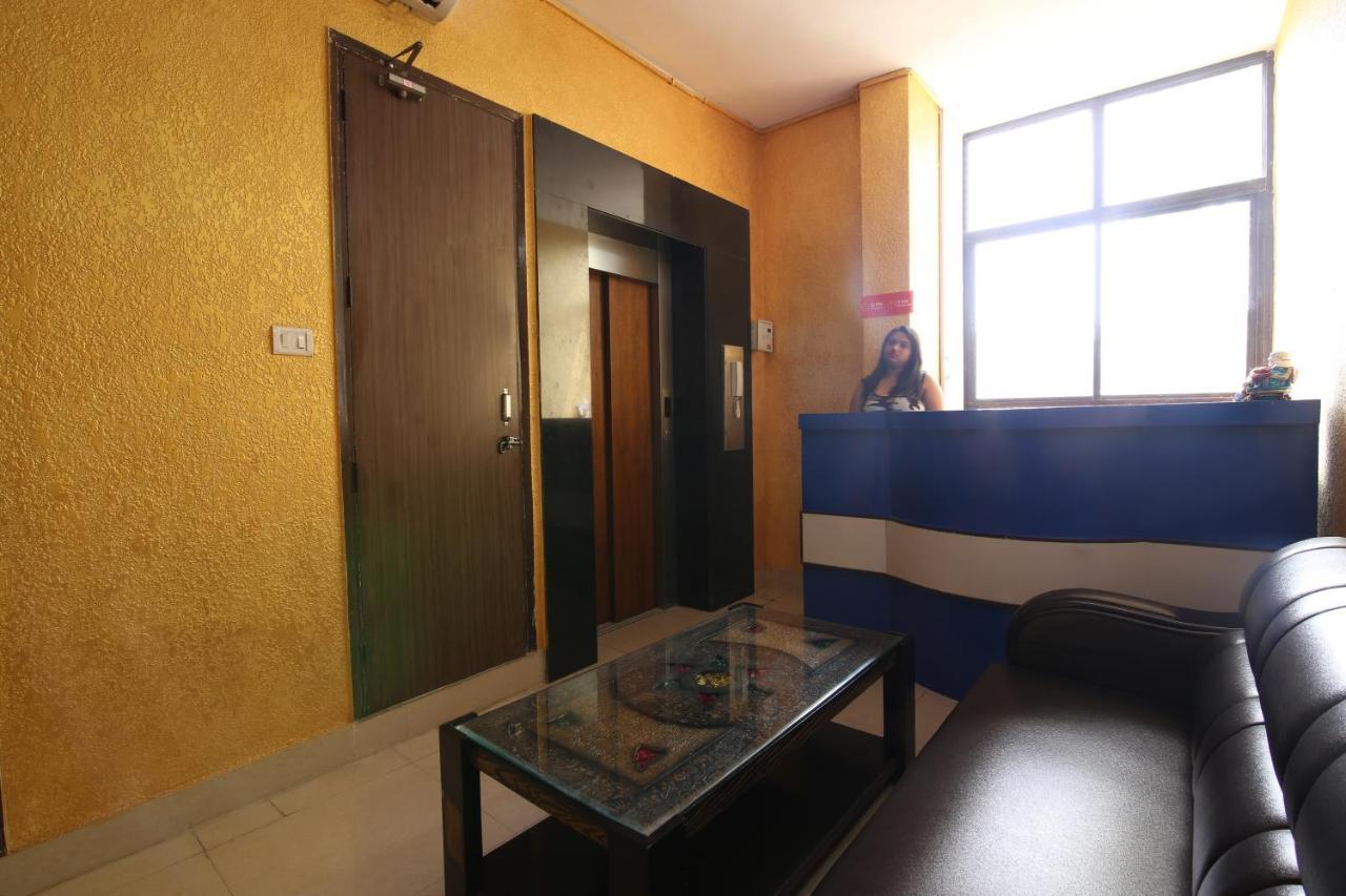 Oyo 15668 Heaven Hotel 3*