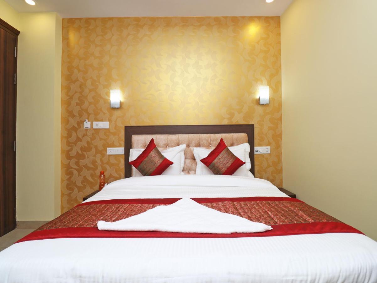 Airport Hotel Redstone New Delhi