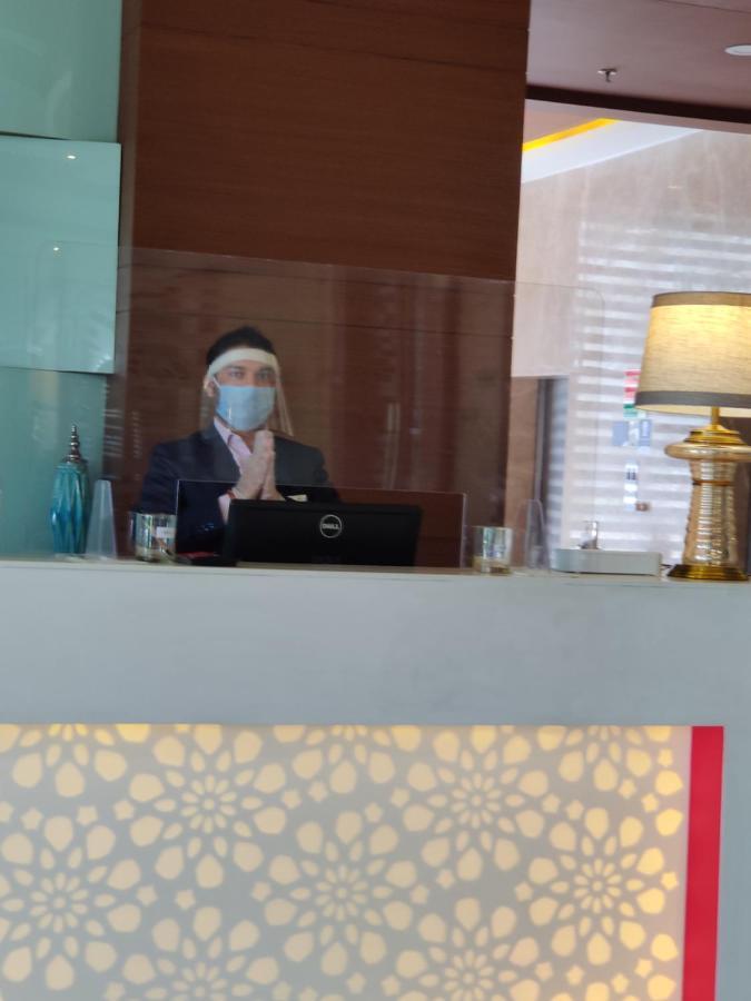Ramada By Wyndham New Pitampura Hotel 4*