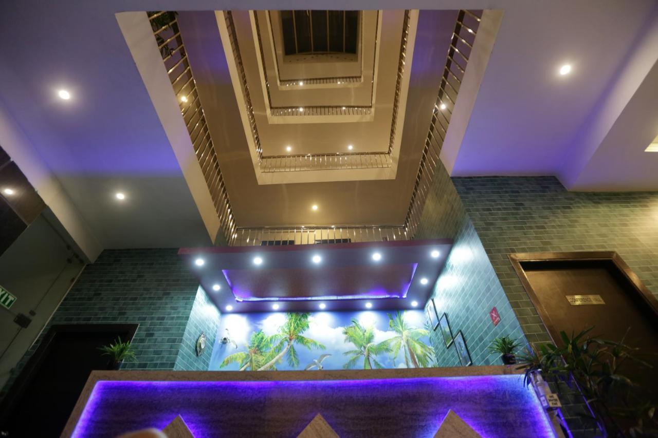 Airport Star Hotel 3*