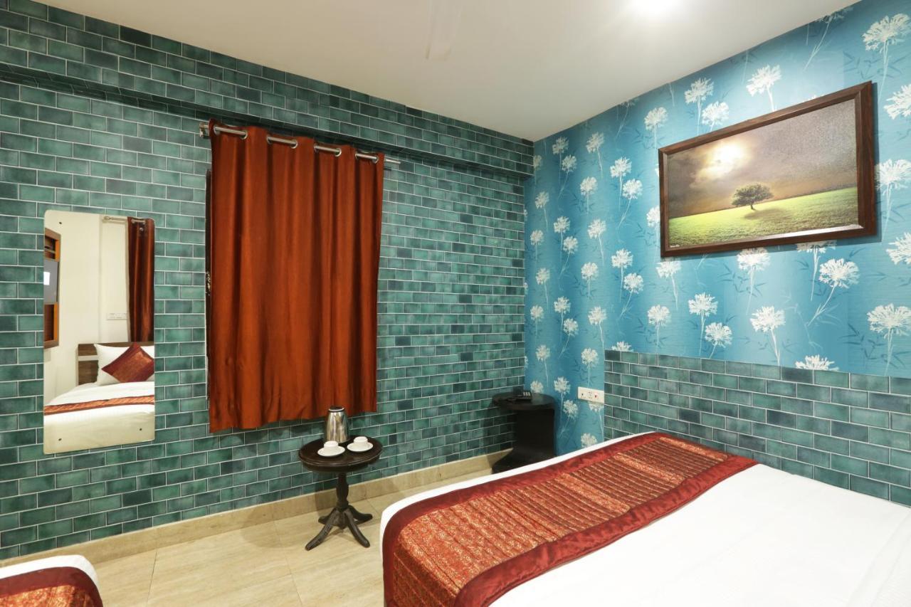Airport Star Hotel