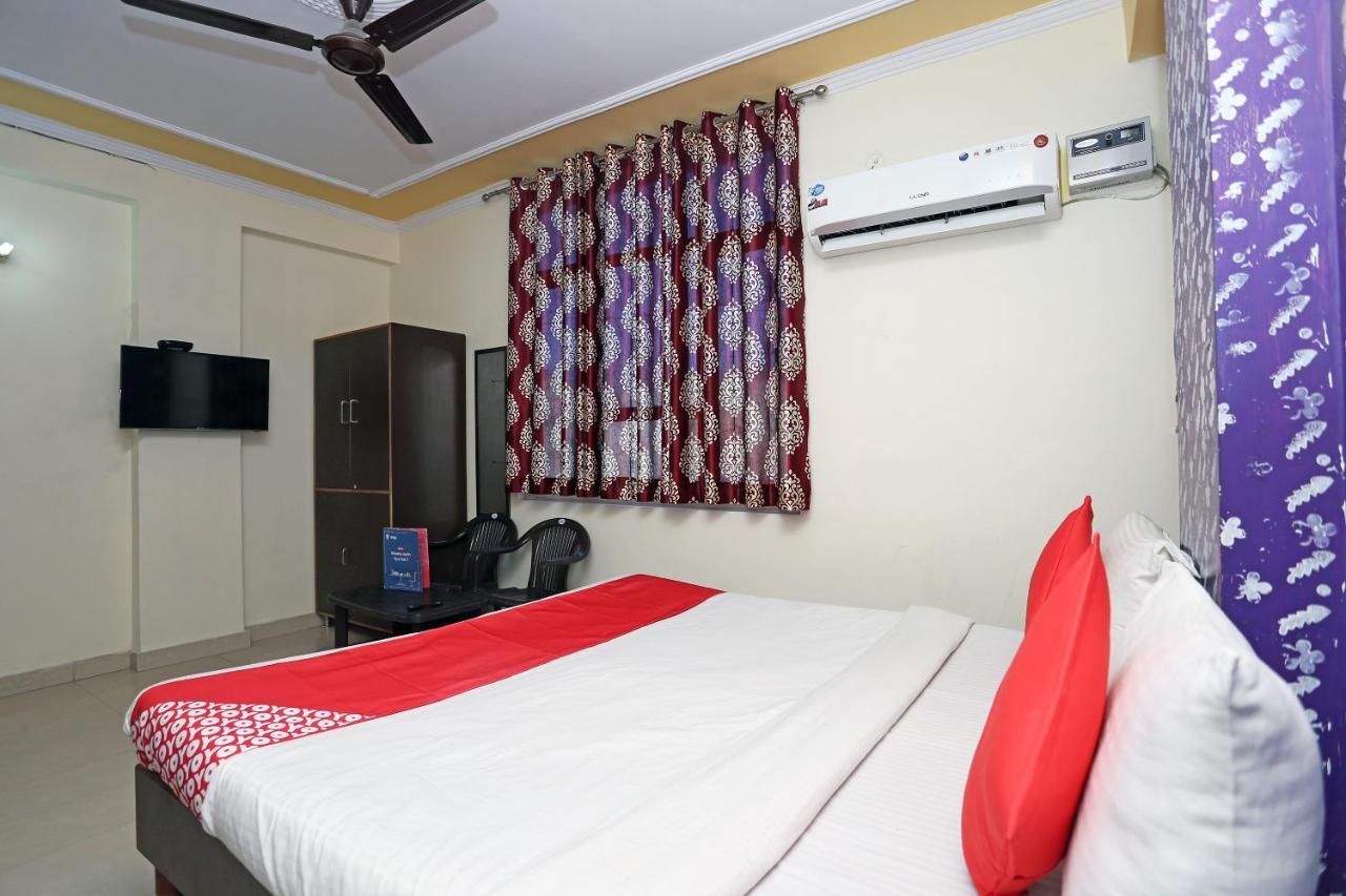 Hotel O Airport Plaza By Palace New Delhi