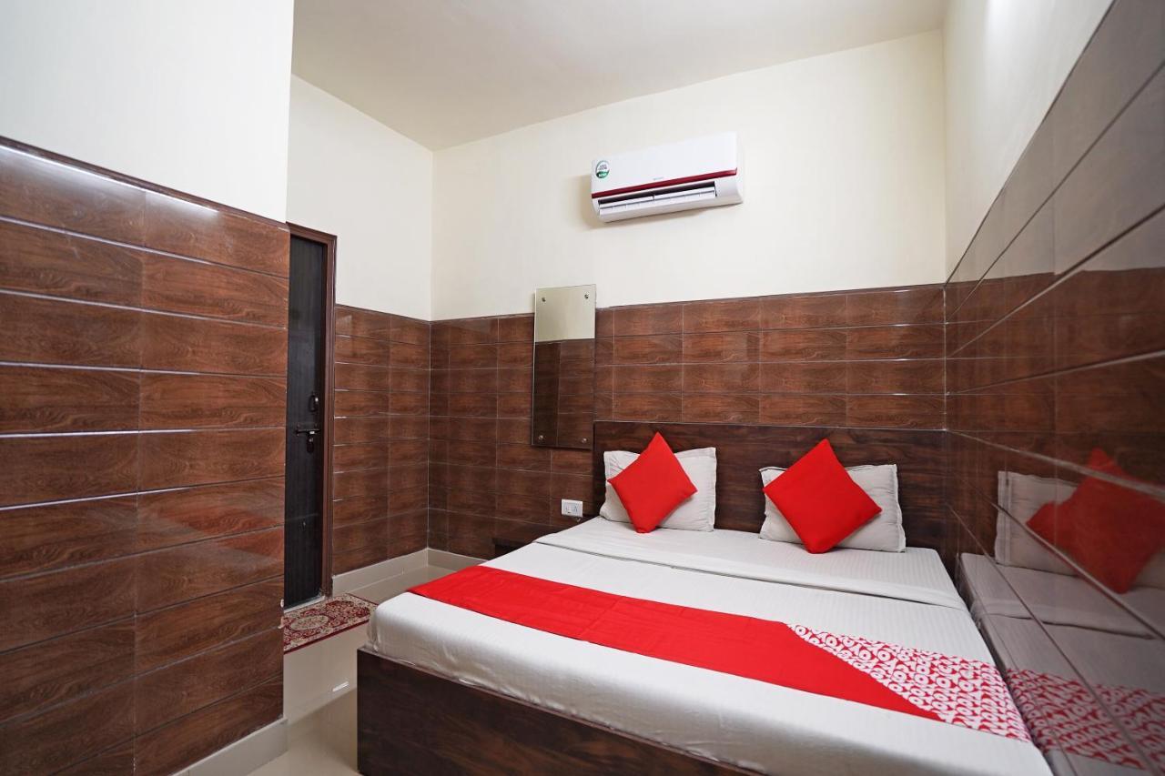 Hotel O Shri Sai 3*