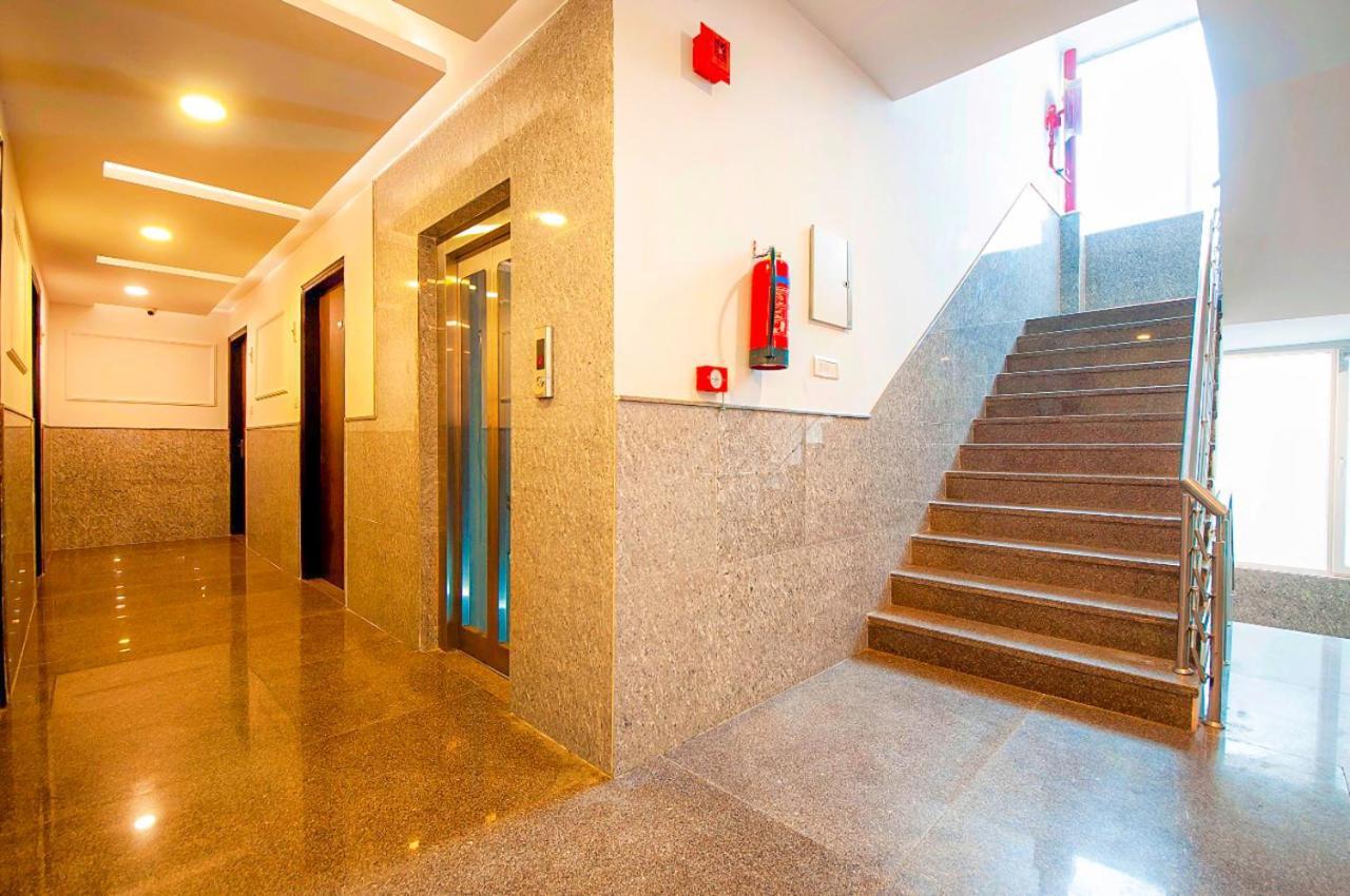 Grand Belwood Near Delhi Airport New Delhi