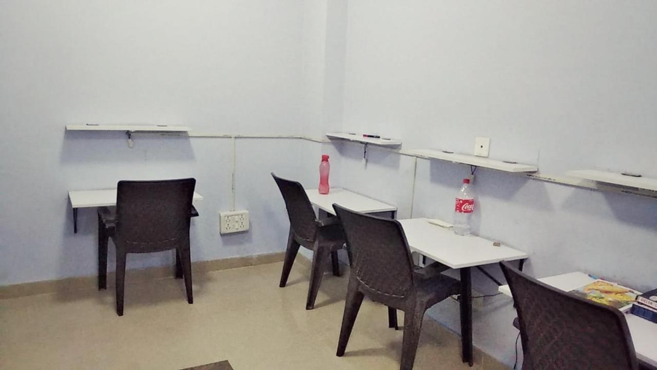 Key Community Boys Pg Hostel *