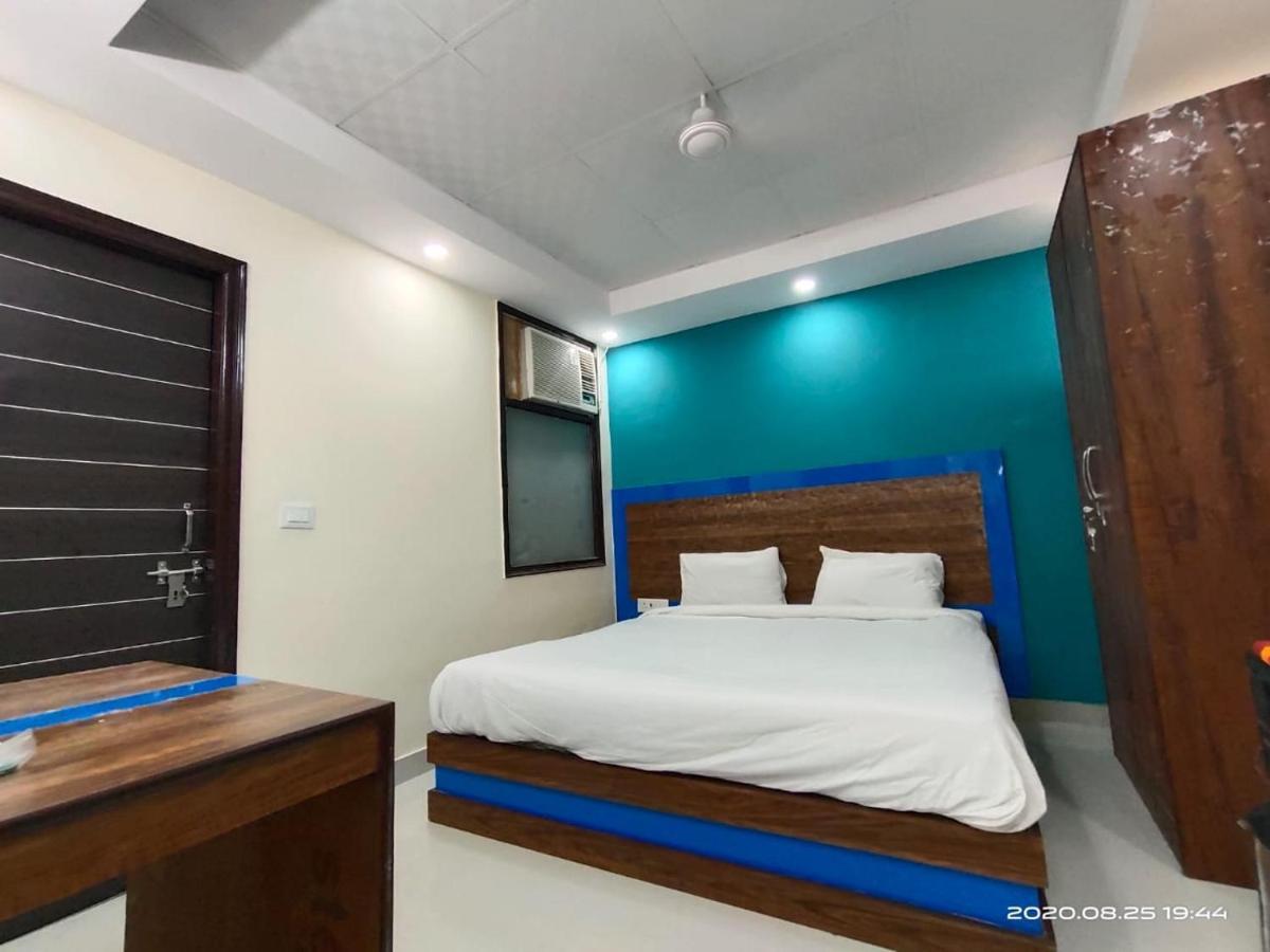 Royal Town Hotel 2*