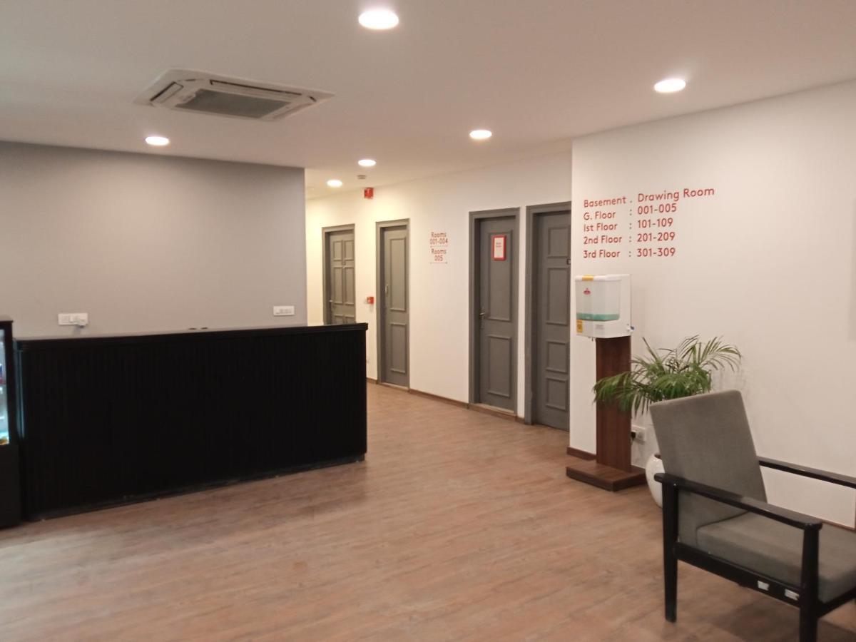 Aura44 Delhi (National Capital Territory of India)