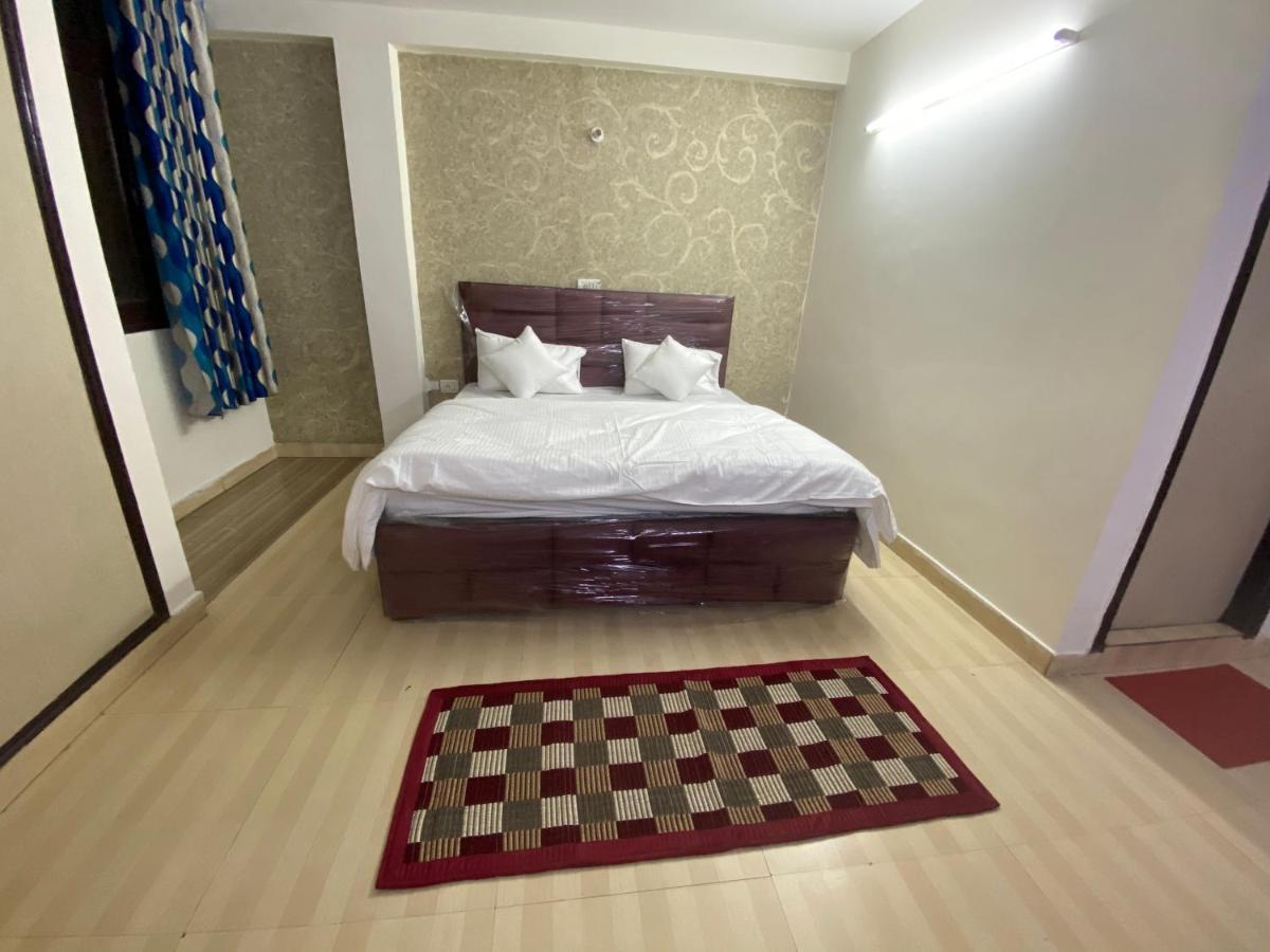 Shivam Residency Hotel 3*