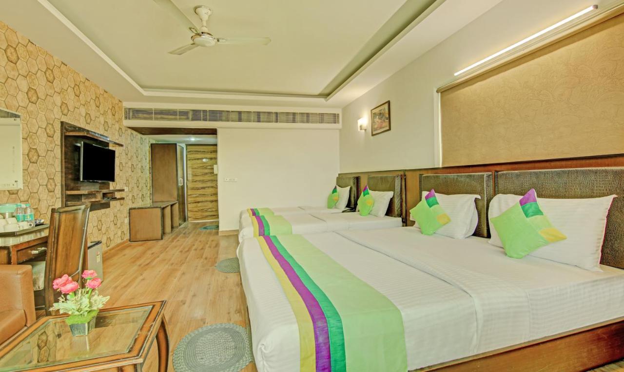 Treebo Trend Venus Hotel 3*