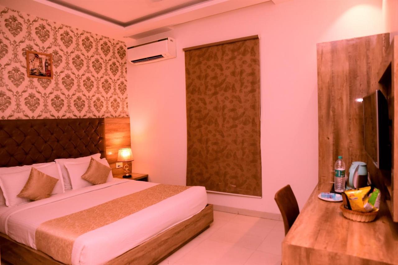 Wp D Pavillon Delhi Airport New Delhi