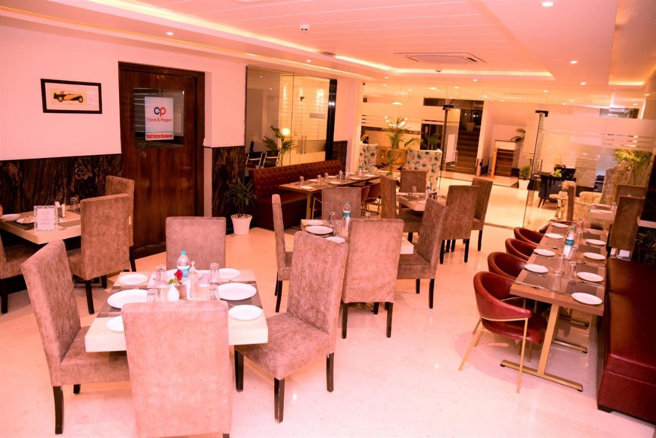 Wp D Pavillon Delhi Airport 4* New Delhi