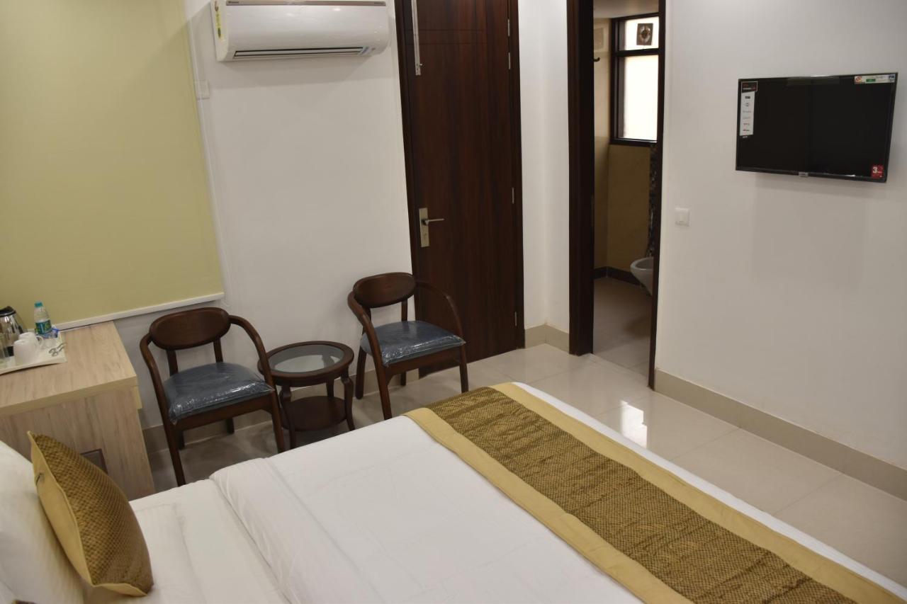 Lemon Residency - And Serviced New Delhi