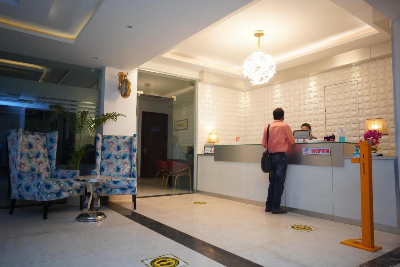 Hotel Wp D Pavillon Delhi Airport