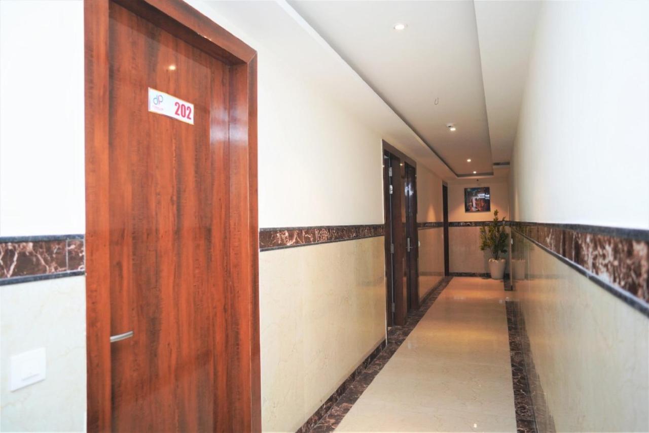 Wp D Pavillon Delhi Airport Hotel New Delhi