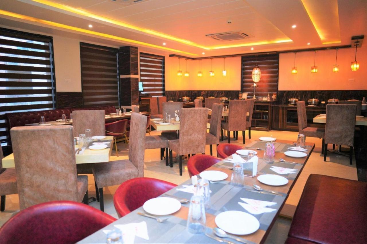 Hotel Wp D Pavillon Delhi Airport