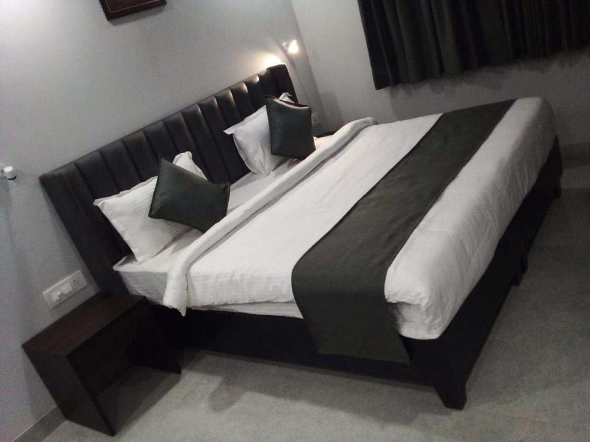 Nirpra Regency Hotel