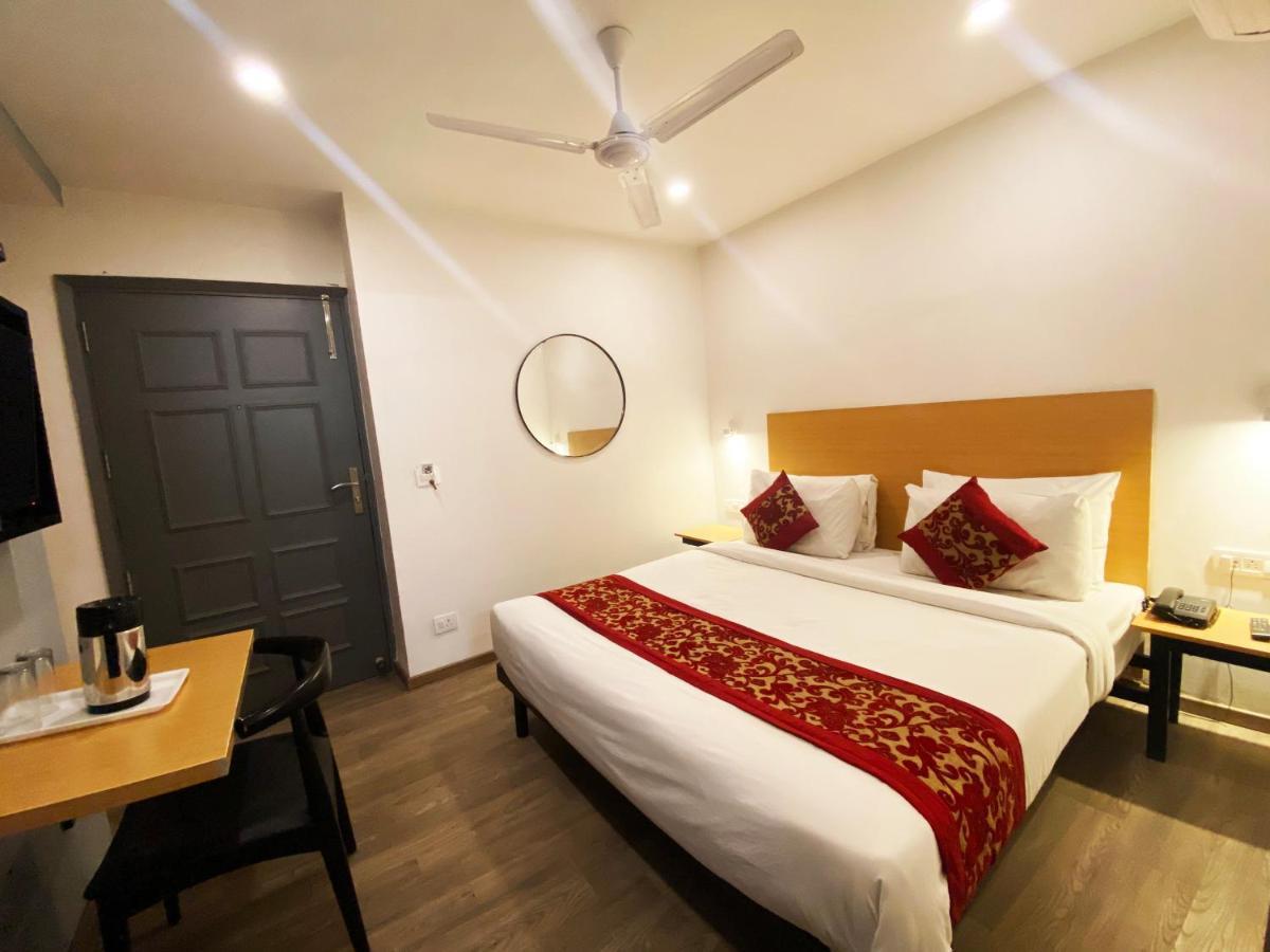 Hotel Golden Saffron By Qotel-punjabi Bagh