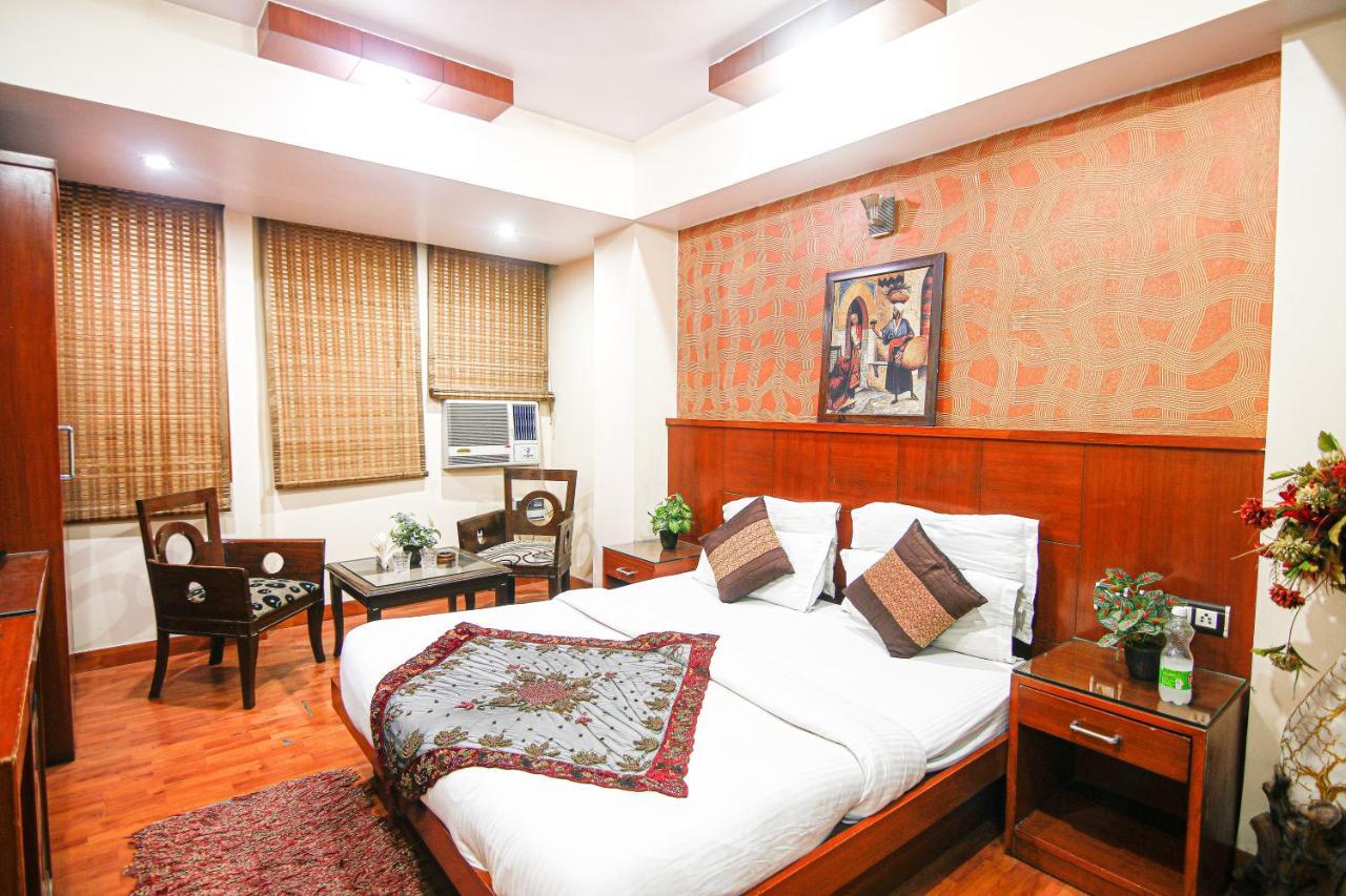 Hotel Shivdev International, Near Railway Station New Delhi