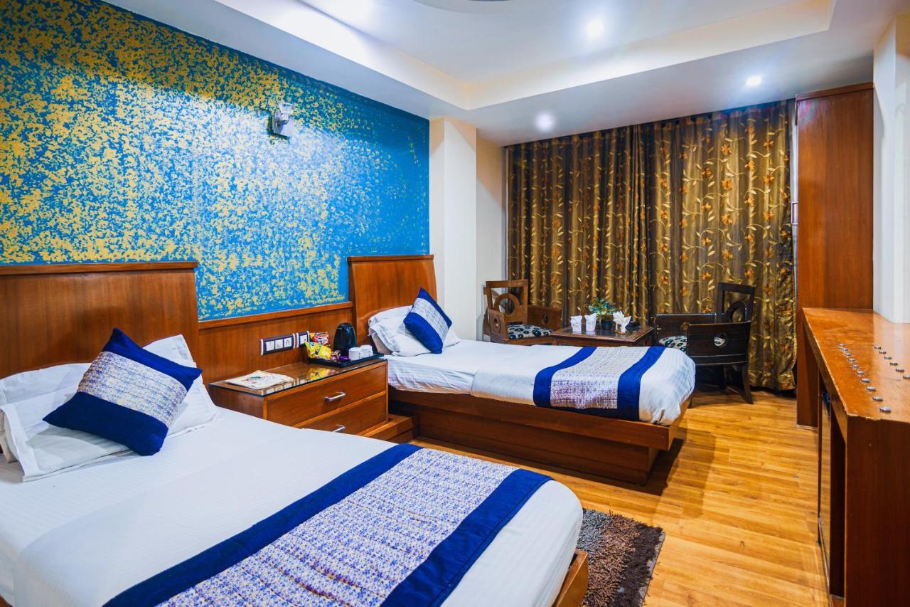 Shivdev International, Near Railway Station New Delhi