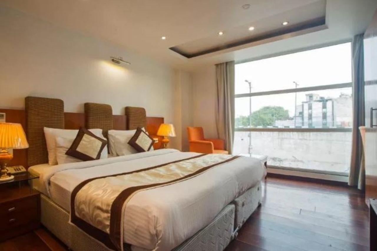 Hotel Palm Do'r Near Railway Station 3*