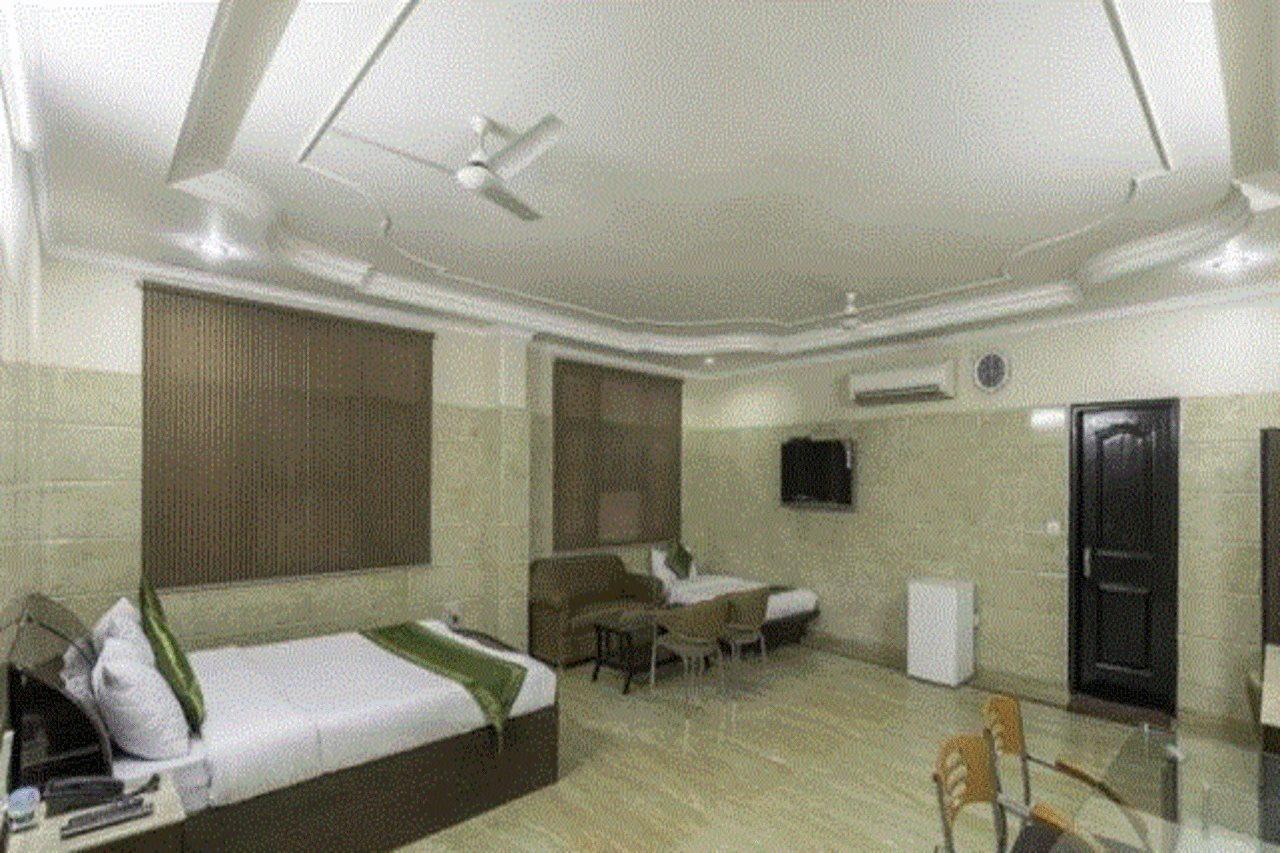 Hotel Treebo Trend Singh Sons Karol Bagh 3*