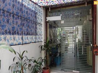 Oyo Flagship F Five New Delhi