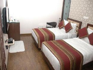 Hotel Oyo Flagship F Five 3*
