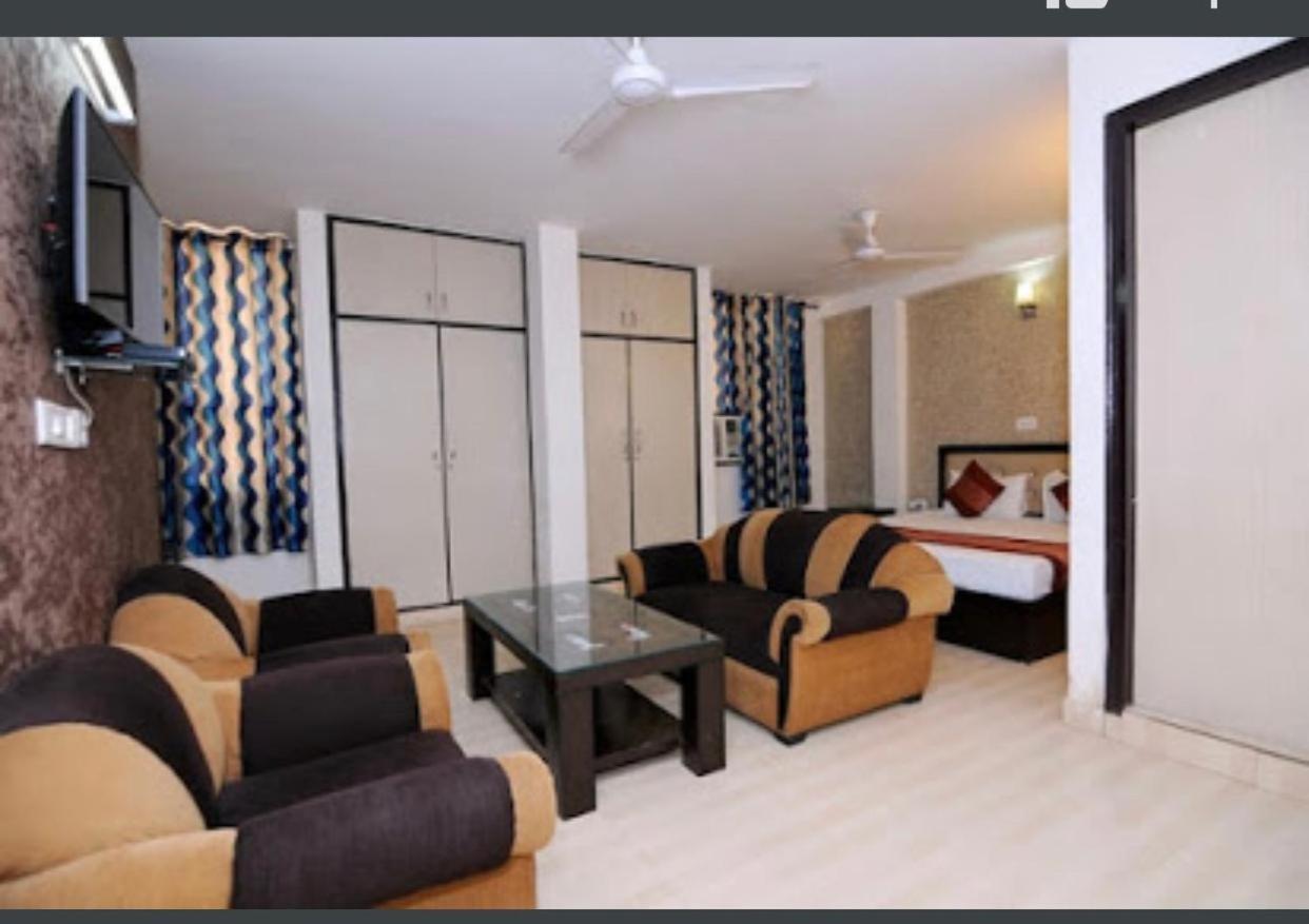 Shivam Residency 3*
