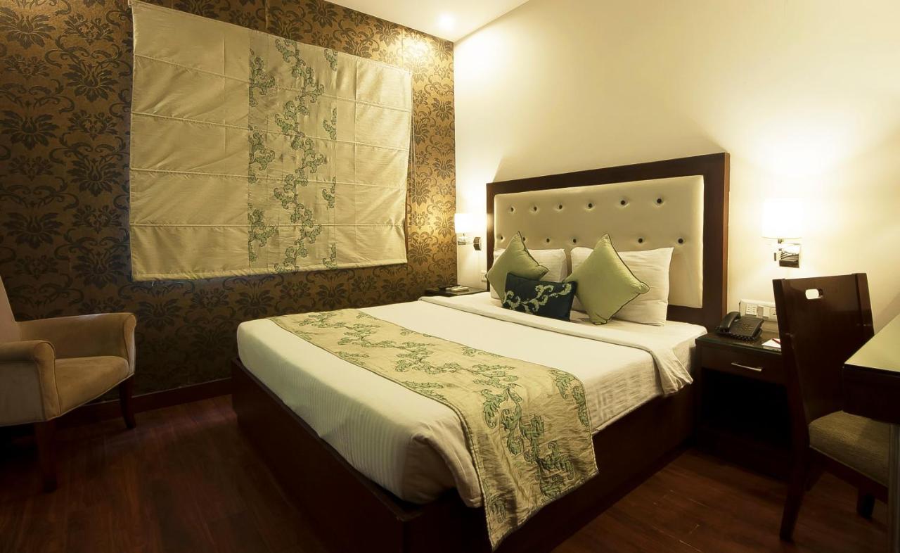 Hotel The Grand Vikalp By Saga 3*