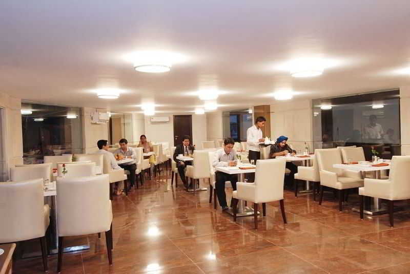 Hotel Africa Avenue Gk - 1 3*