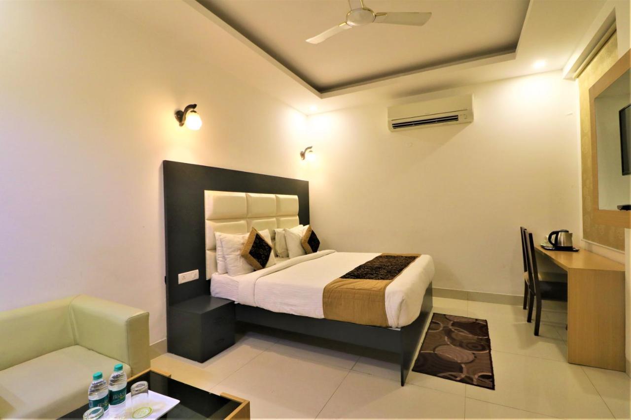 Aeropath Near Igi Airport Delhi 3*