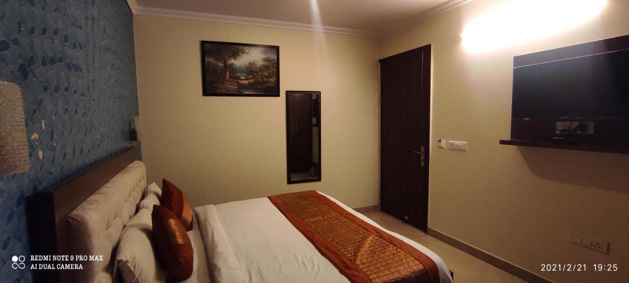 Hotel Airport Hotel Redstone New Delhi