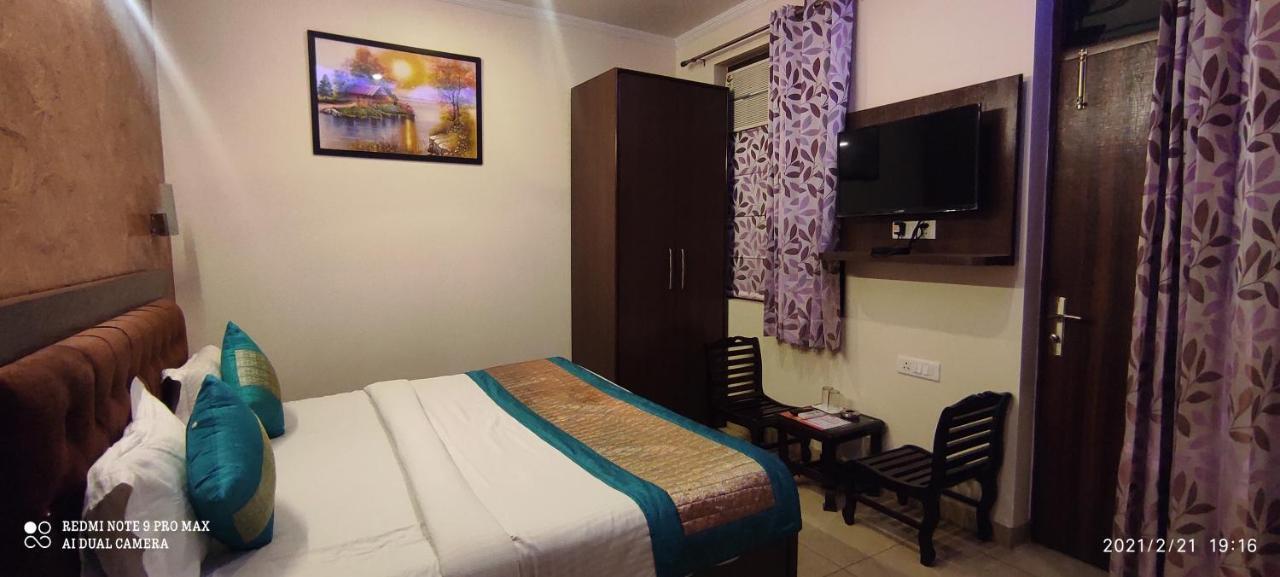 Hotel Airport Hotel Redstone