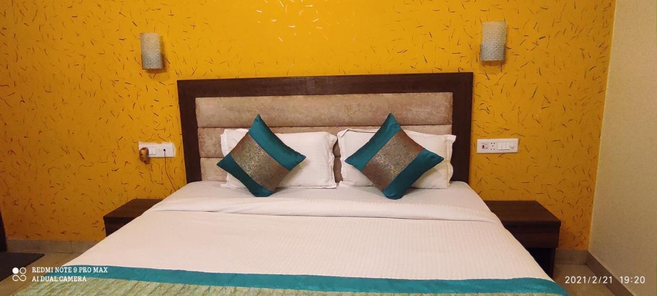 Airport Hotel Redstone