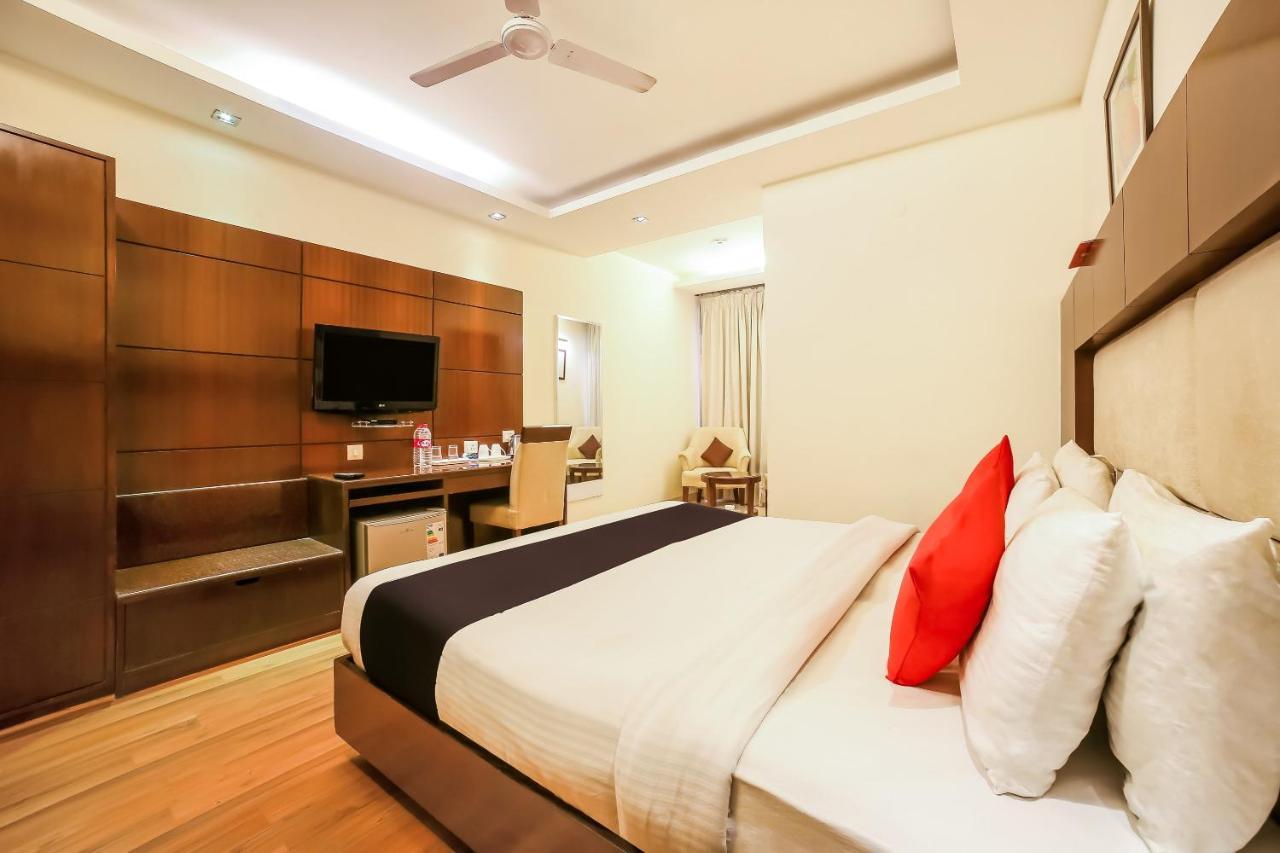Oyo Townhouse 537 Regent Intercontinental Hotel 3*