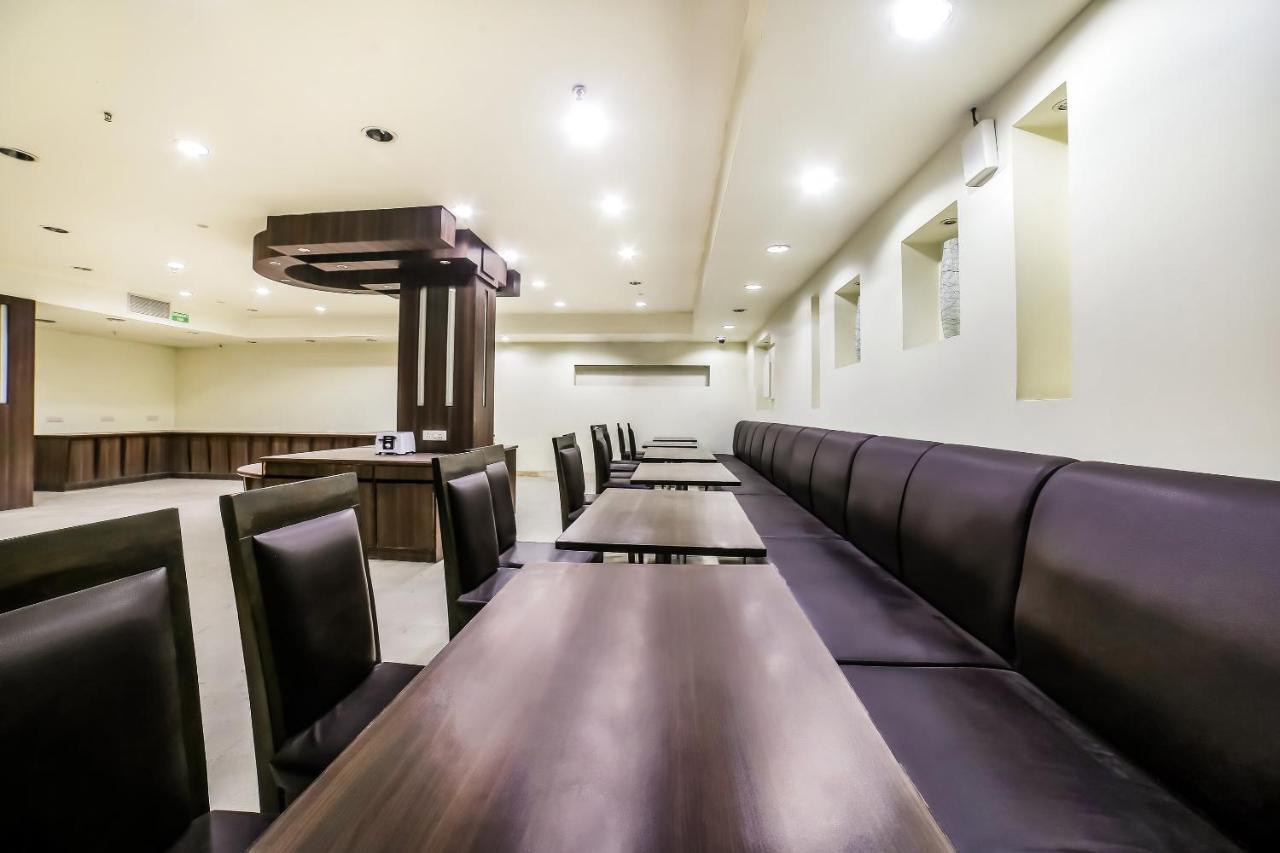 Hotel Oyo Townhouse 537 Regent Intercontinental Delhi (National Capital Territory of India)
