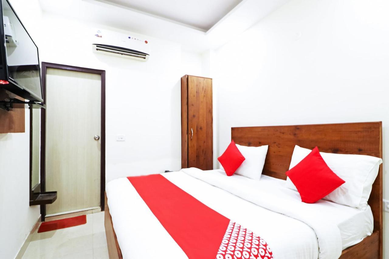 Oyo 42622 Admiral Hotel New Delhi