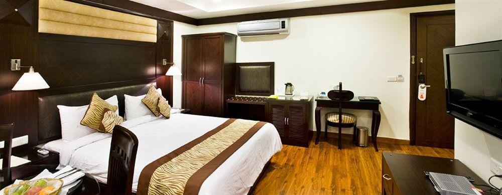 Parkland New Delhi