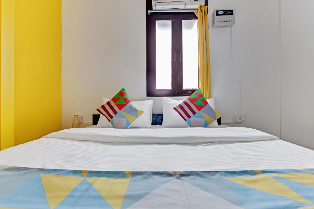 Oyo 78966 Cozy Stay Lajpat Nagar Near Metro Station