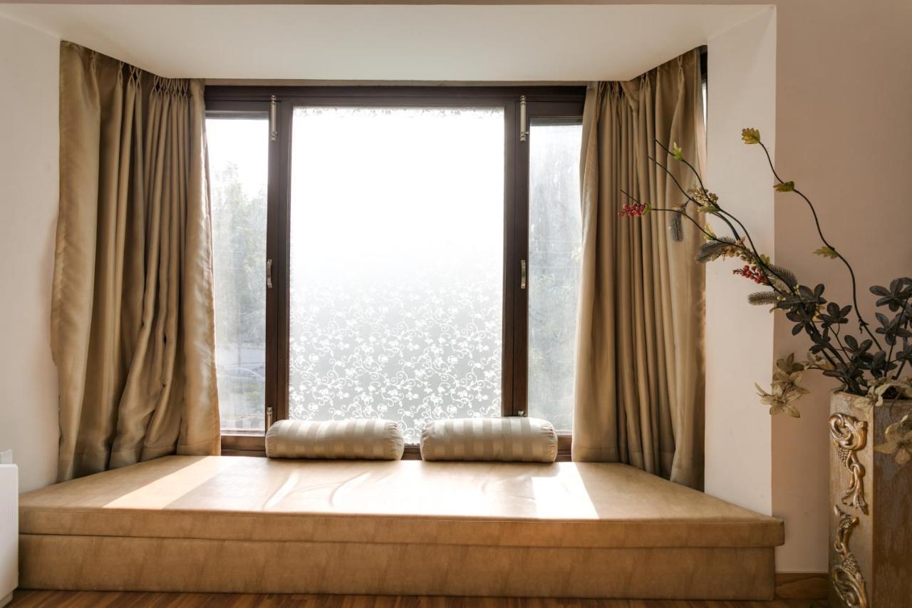 Apartment Avanti Tenantry-luxurious Service New Delhi