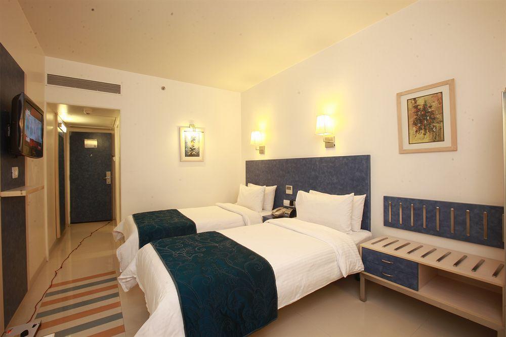 Tulip West Delhi 3*
