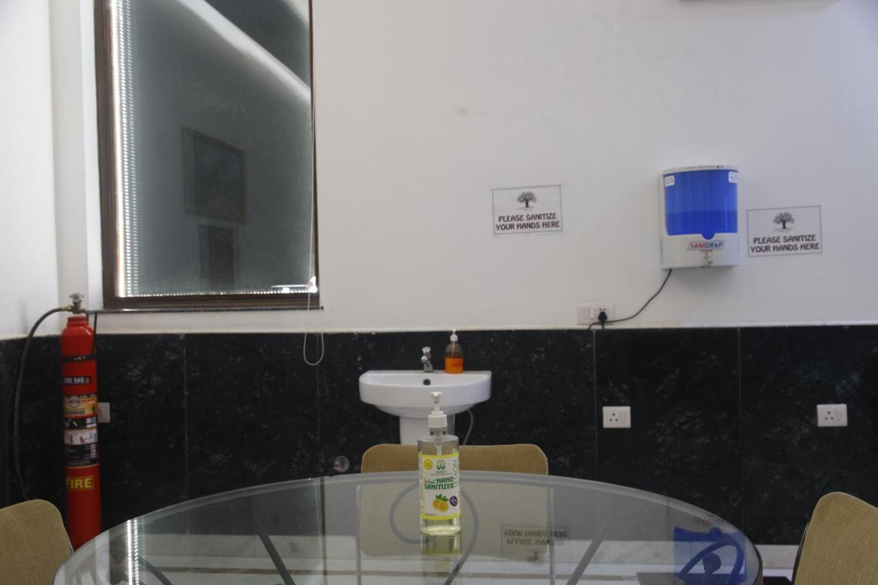 Peepal Tree Residency * New Delhi