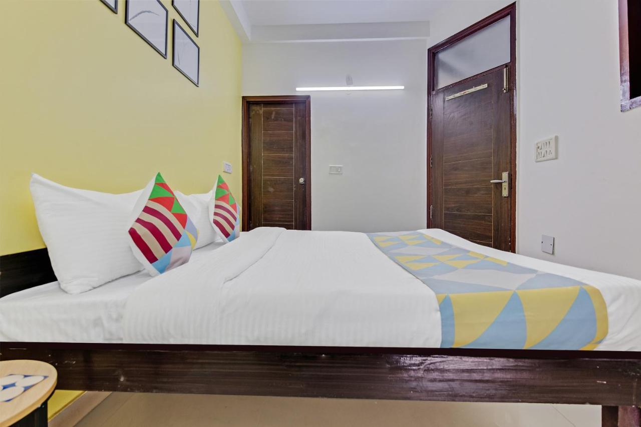 Oyo 78966 Cozy Stay Lajpat Nagar Near Metro Station 3* New Delhi